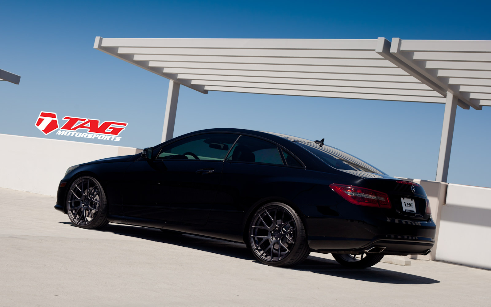stealth-mode-mercedes-e550-w212-coupe-on-20-adv1-wheels-tag